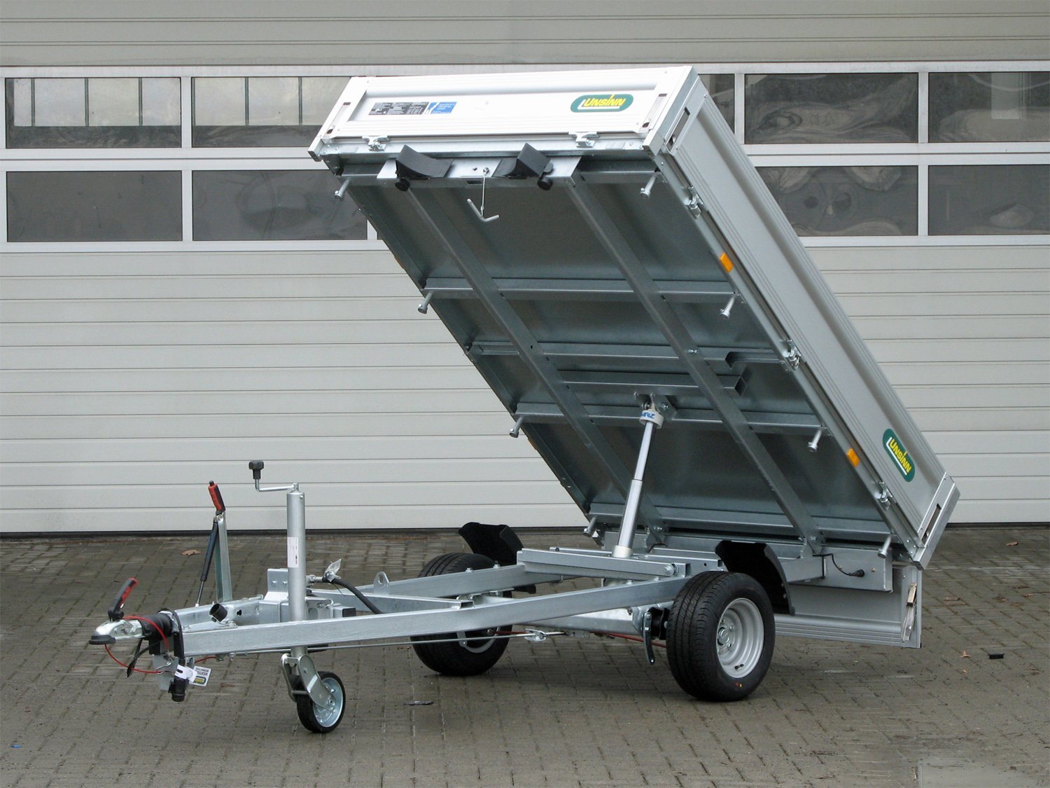 Remorque basculante Unsinn WEB 30 HK 2315-13-10 système Pumpless
